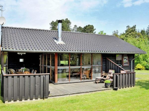 Three-Bedroom Holiday home in Knebel 27